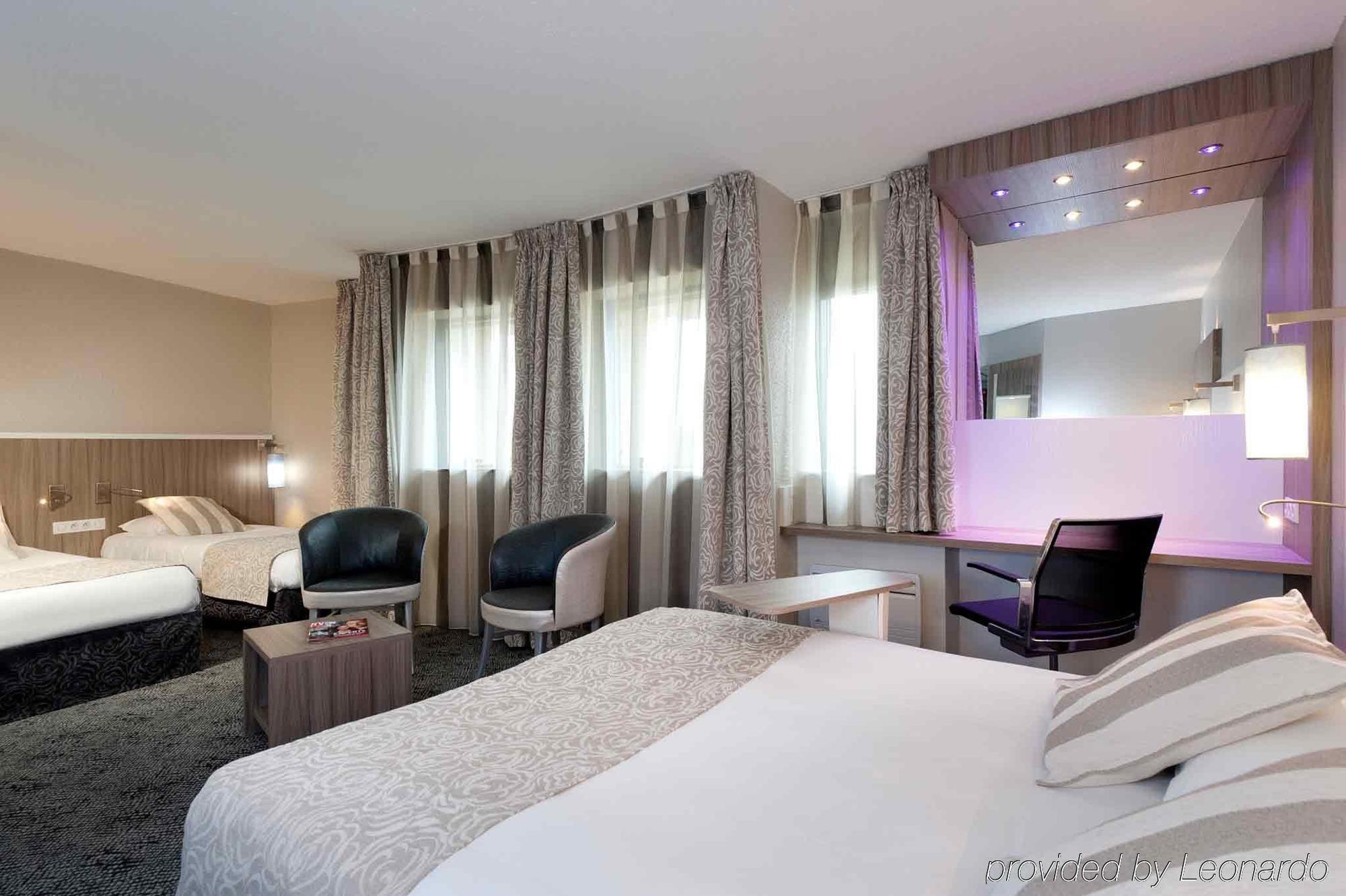 Hotel ibis Styles Melun Rubelles Exterior foto