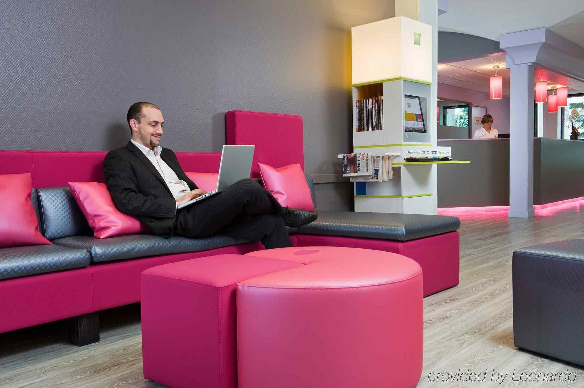 Hotel ibis Styles Melun Rubelles Exterior foto