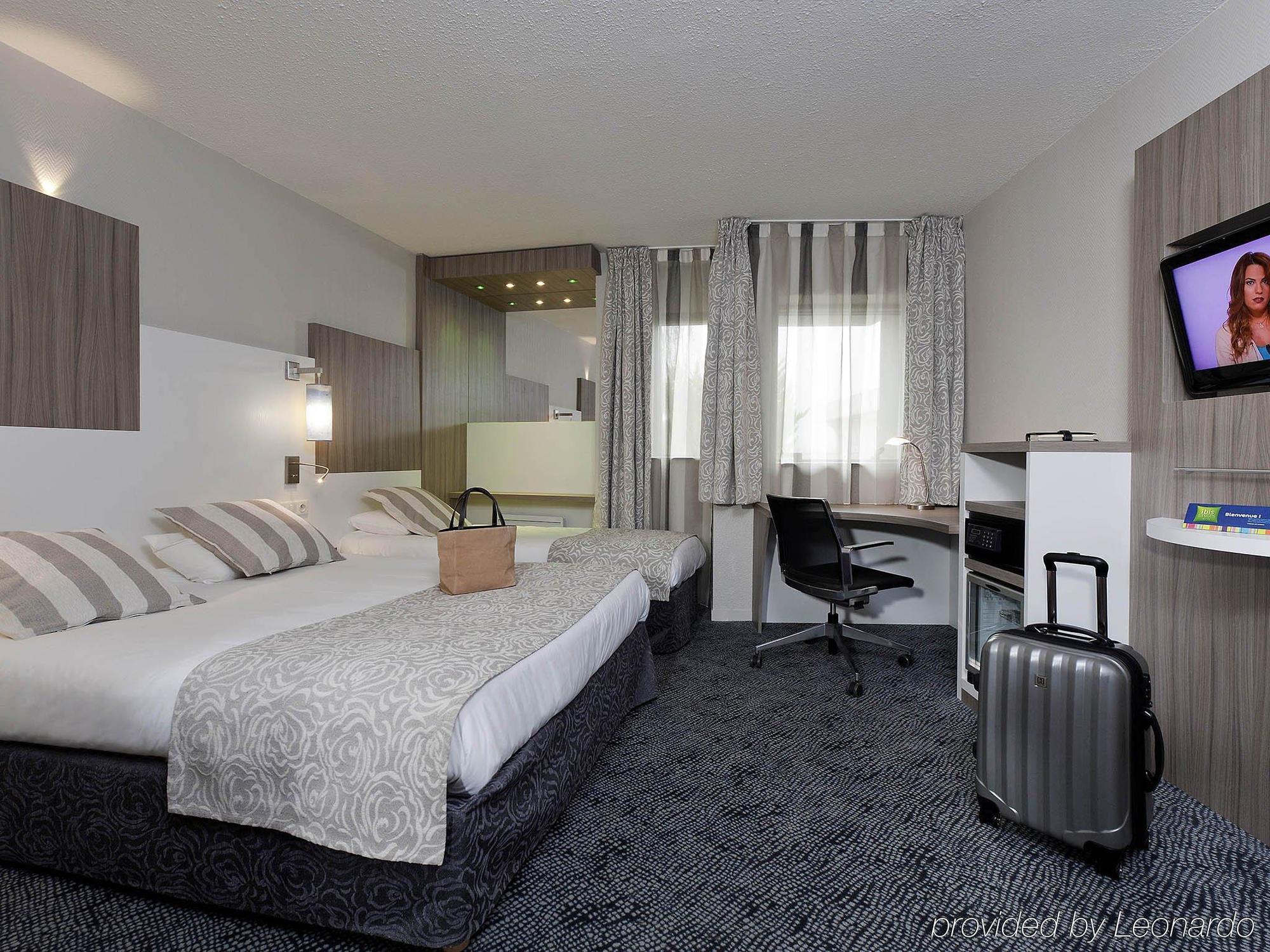 Hotel ibis Styles Melun Rubelles Exterior foto