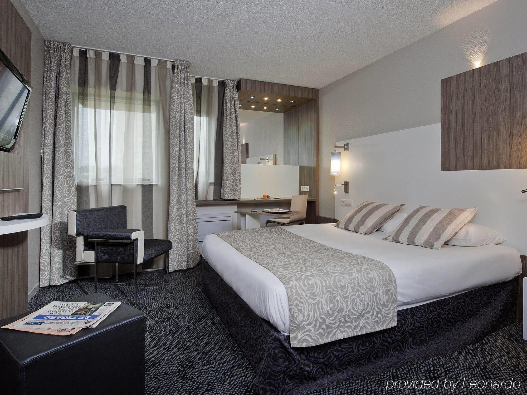 Hotel ibis Styles Melun Rubelles Exterior foto
