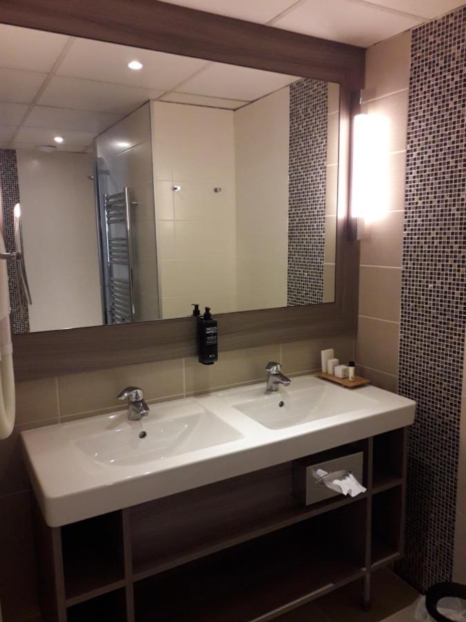 Hotel ibis Styles Melun Rubelles Exterior foto